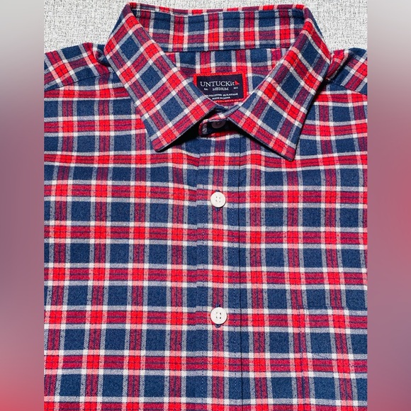 LIKE NEW UNTUCKit Men’s Medium Passaros Button Front Shirt Red Navy Blue Check - Picture 3 of 6